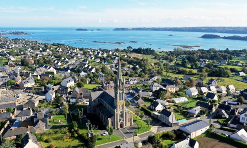 Découvrez notre mission d'assistance à maîtrise d'ouvrage pour l’élaboration d’un Plan Climat Air Energie Territorial pour Guingamp-Paimpol Agglomération.